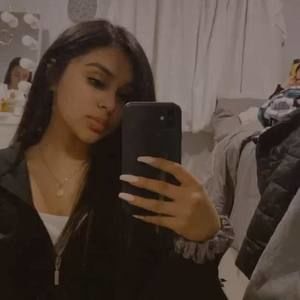 Meet your Posher, Gabrielle